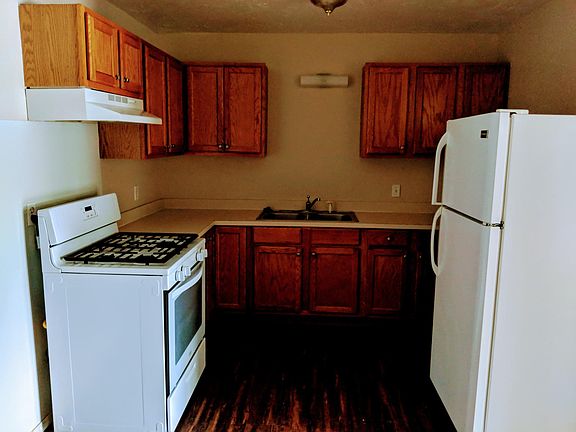 4th image of 313 S Doty St