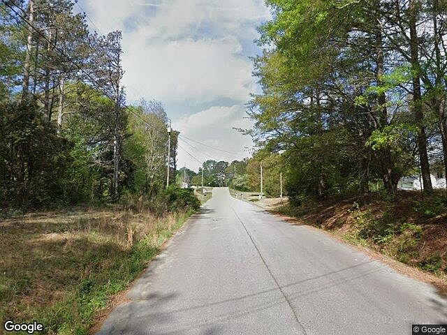 Exterior Neighborhood (street photo)