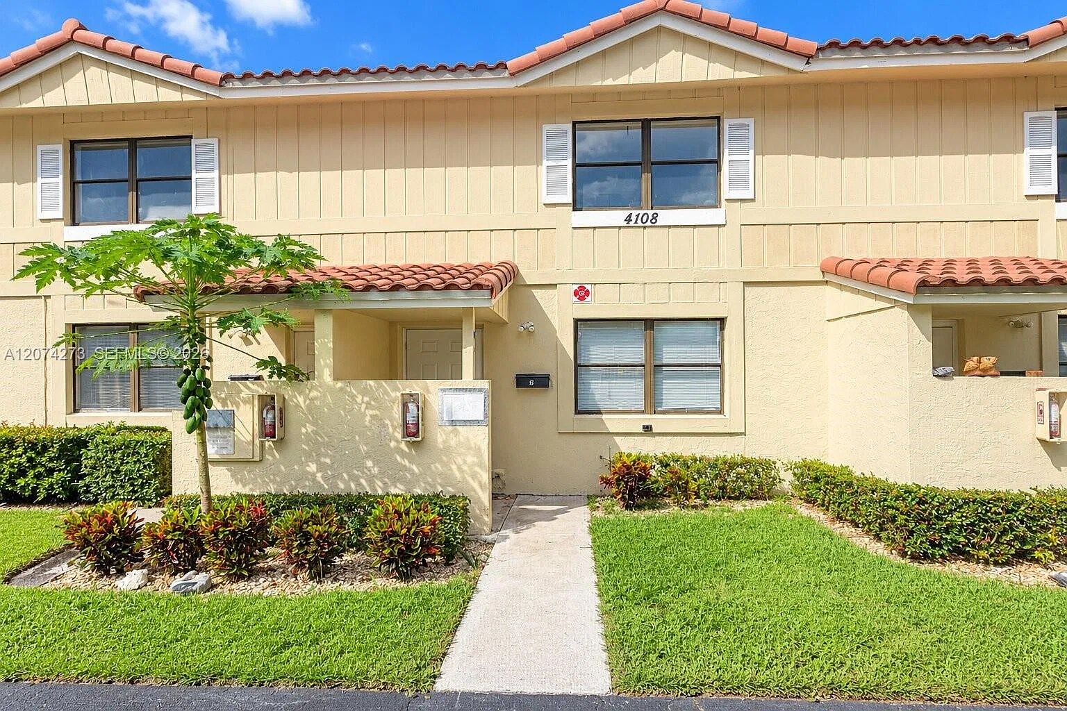 Coral Springs Sub No 1 — Photo 1