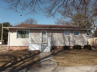 501 N Main St, Conrad, IA 50621