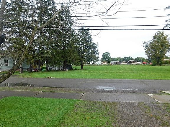3rd image of 0 Charles St