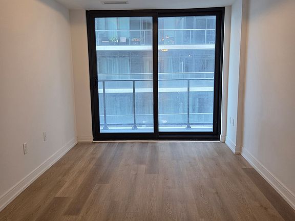 4th image of 1 Jarvis St #815