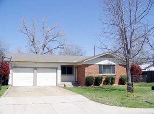 736 Thomas Ave, Hurst, TX 76053