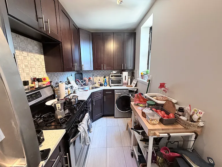 654 Saint Marks Ave #3C — Photo 2
