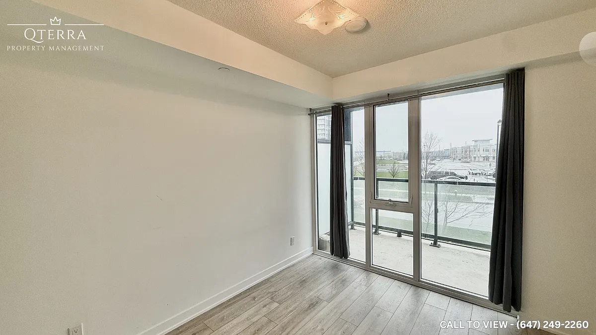Building Photo - 3210 Dakota Cmn #A214