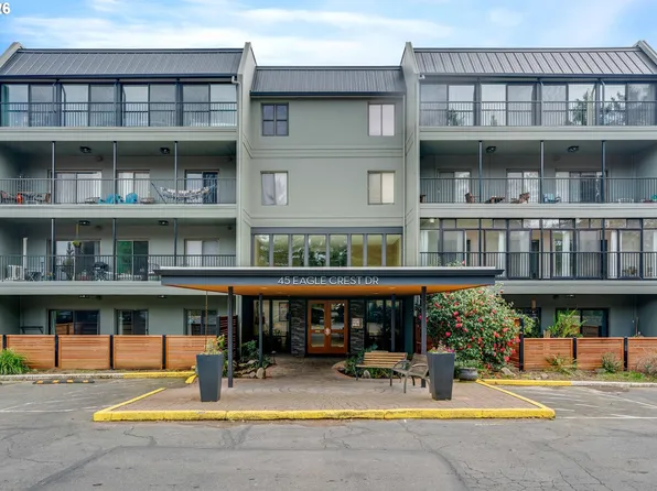 45 Eagle Crest Dr APT 311, Lake Oswego, OR 97035
