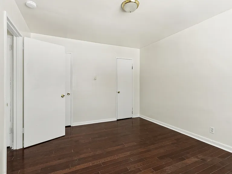 Greene Tree Apartments — Photo 24