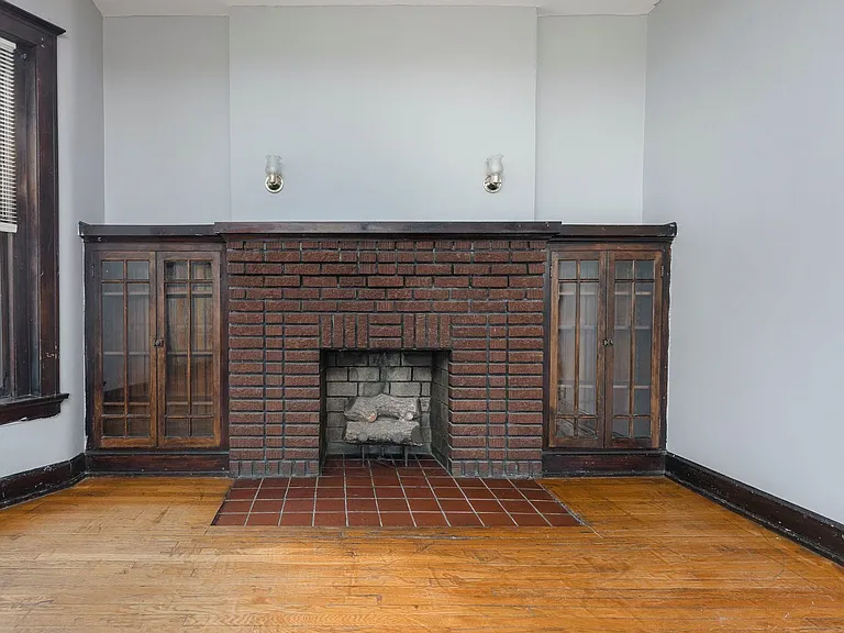 Cavalier Apartments — Photo 42