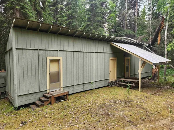 12535 Lost Lake Rd, Salcha, AK 99714