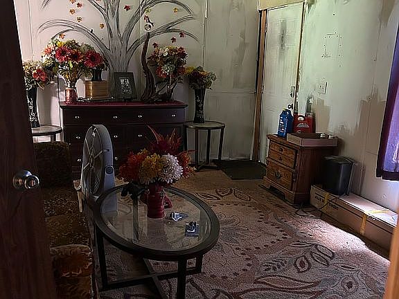 3rd image of 4933 Lee Road 158
