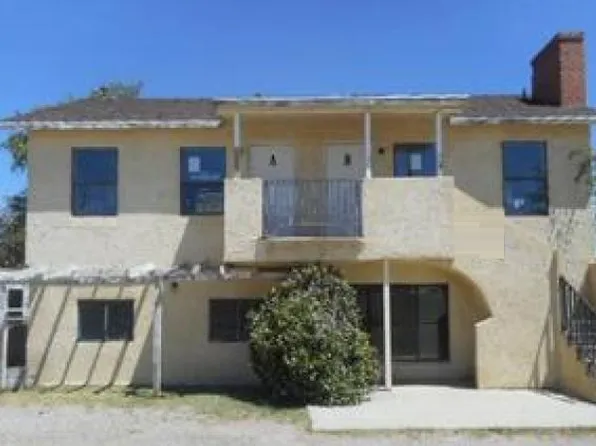 114 Oak St, Taft, CA 93268