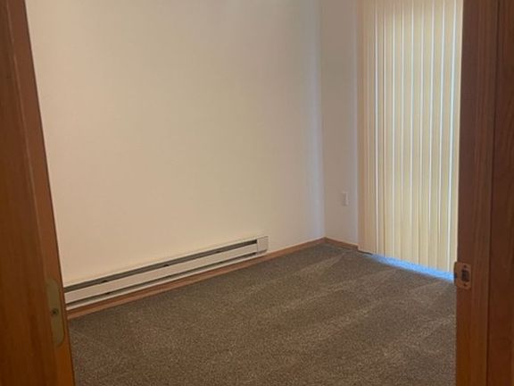 5th image of 3516 Midvale Dr #6