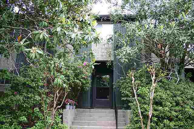 1st image of 2949 Shamrock St N APT 27