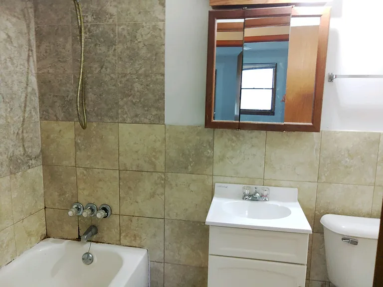 208 Miami St #208 — Photo 4