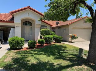6052 N Mitre Ave, Fresno, CA 93722