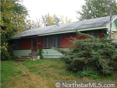 1st image of 22905 Poppy St NW
