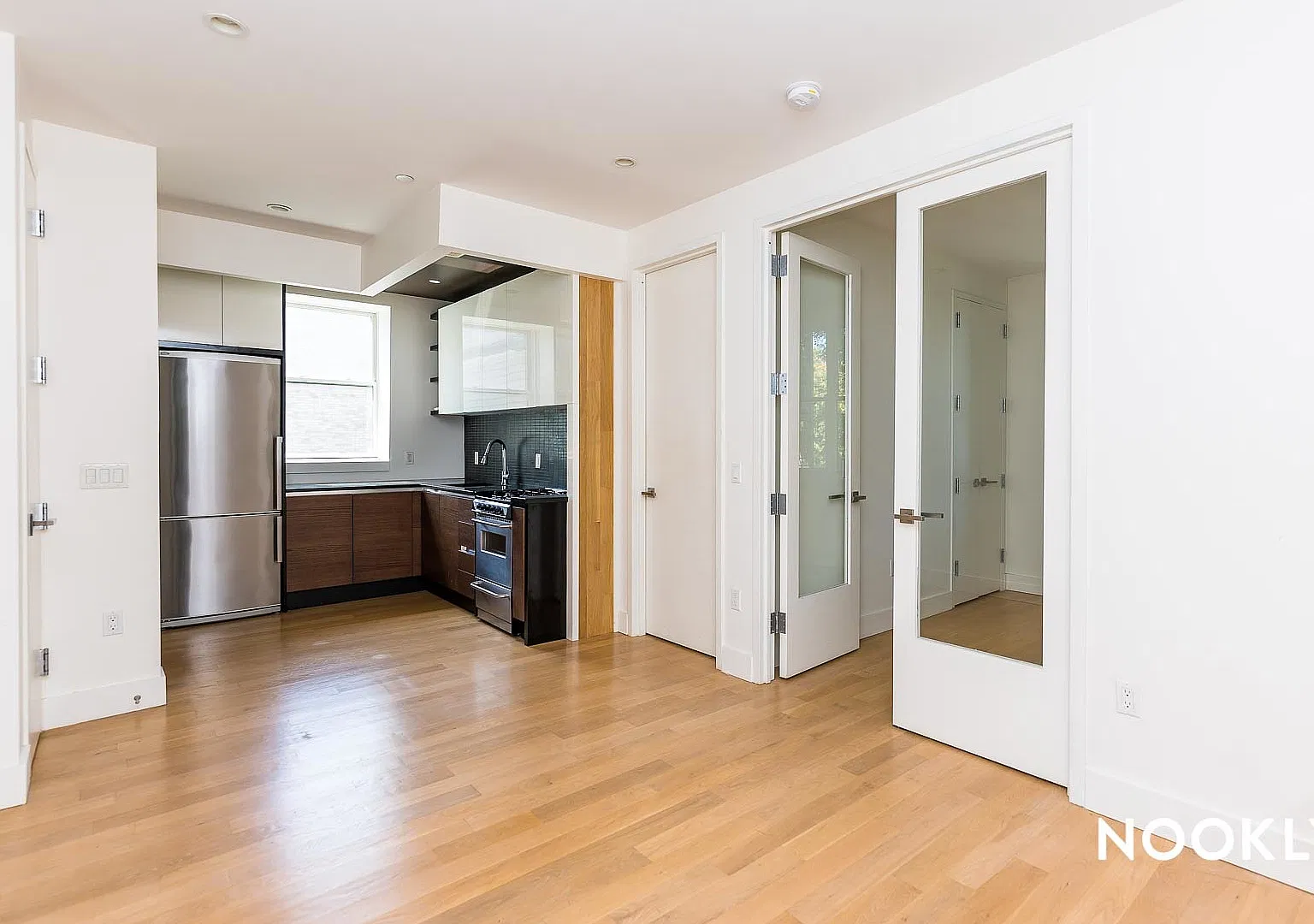 829 Willoughby Avenue — Photo 1