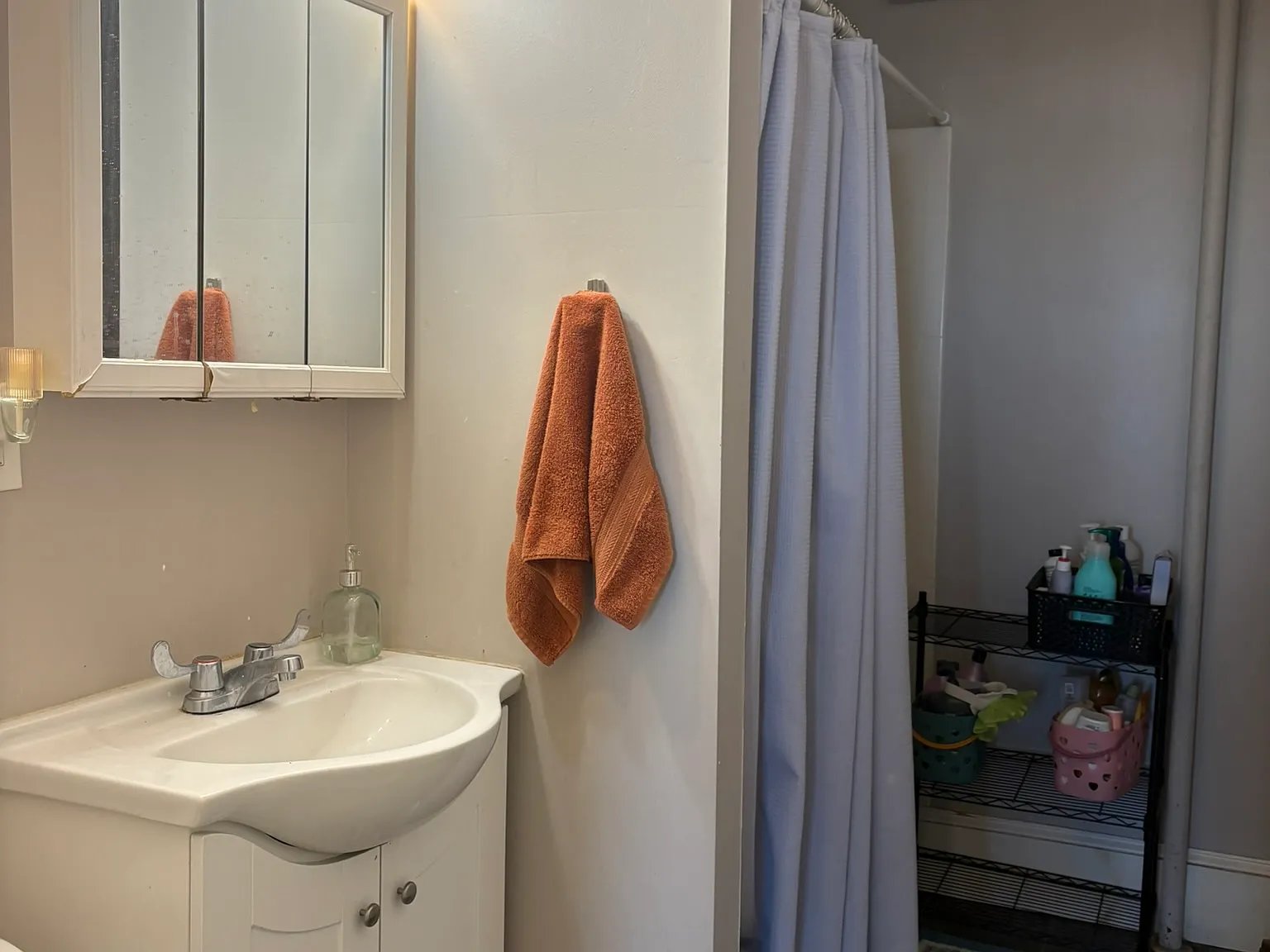 3 bed, $3,900 — Photo 4