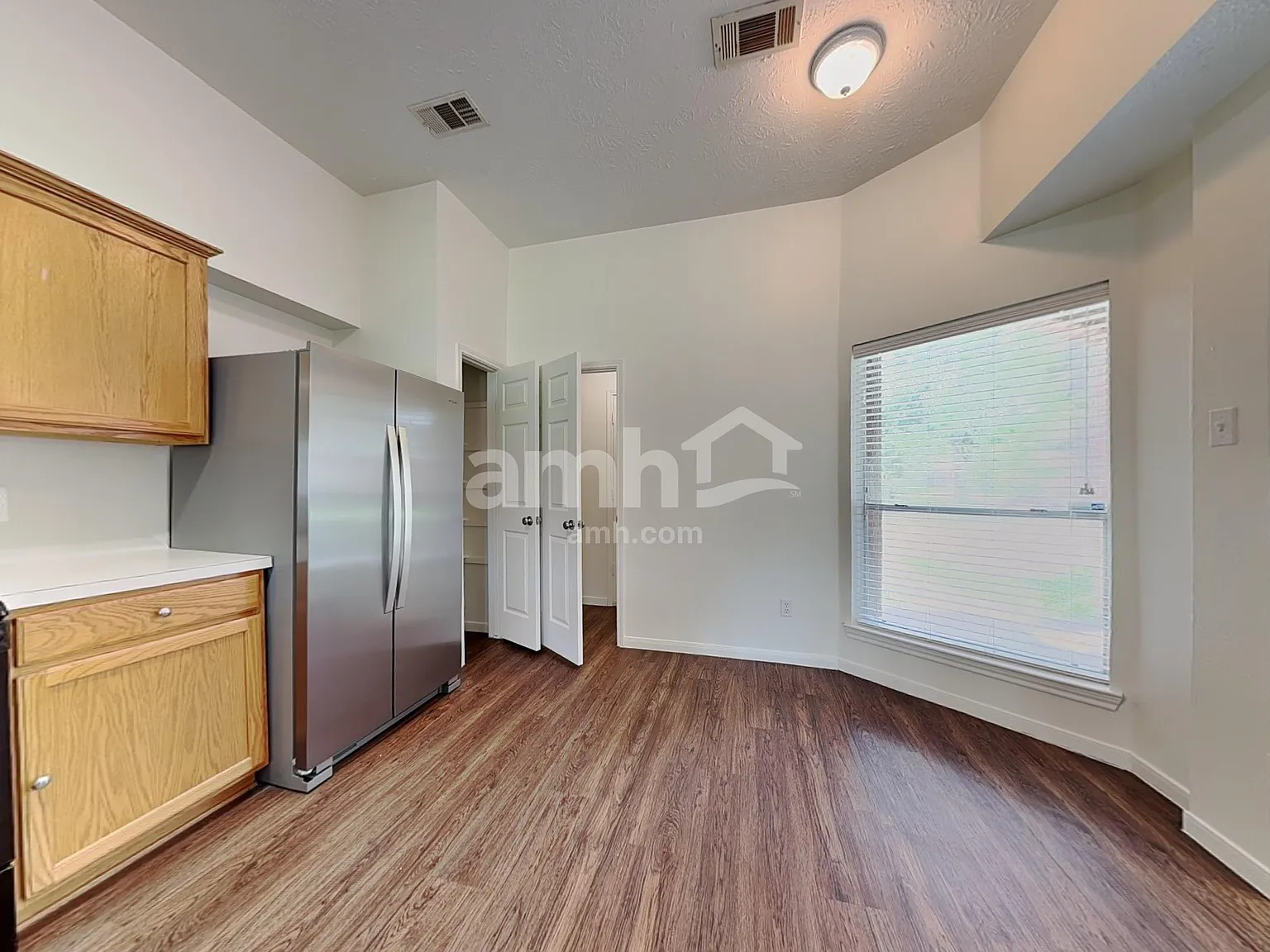 3 bed, 2.0 bath, 1596 sqft, $1,880 — Photo 4