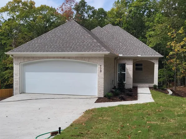 710 Atkins Rd, Little Rock, AR 72211