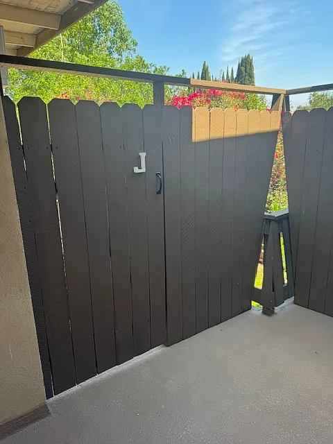 1108 E Villa St — Photo 3