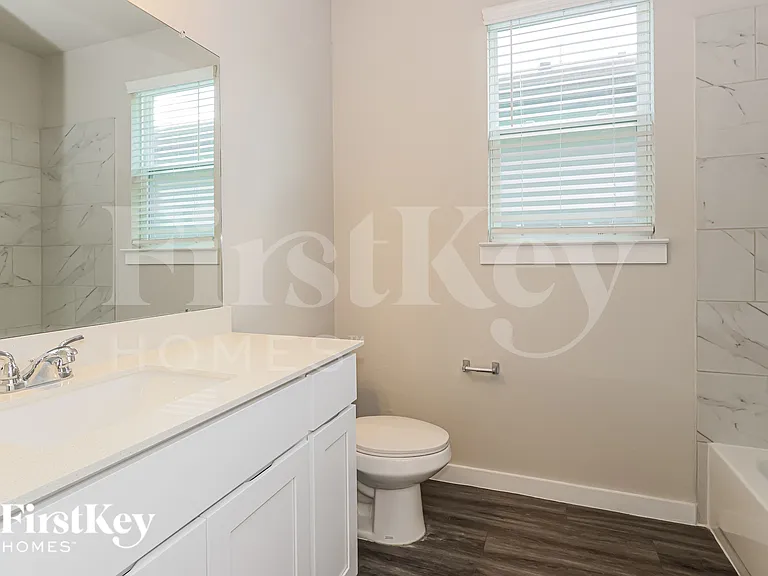 18322 W Centro Cir — Photo 15