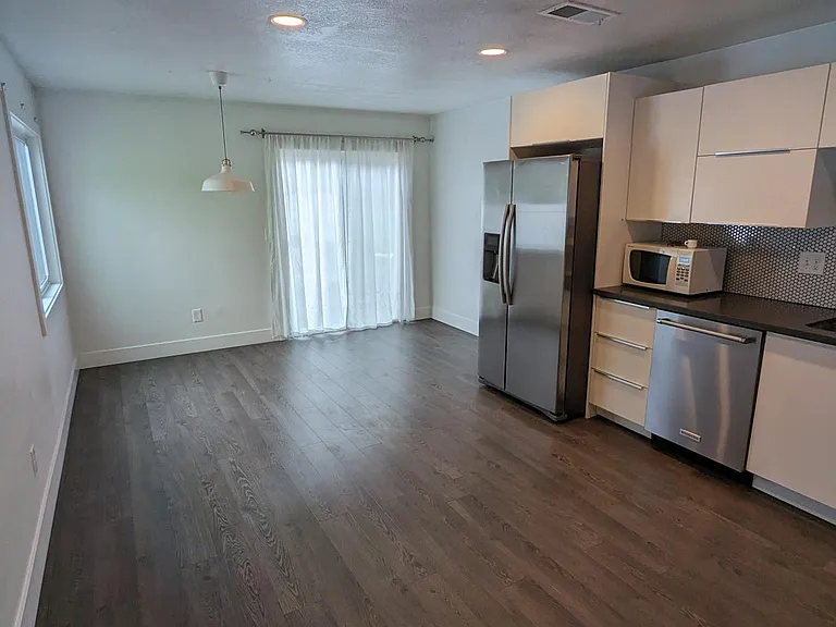 9120 N Tioga Ave — Photo 4
