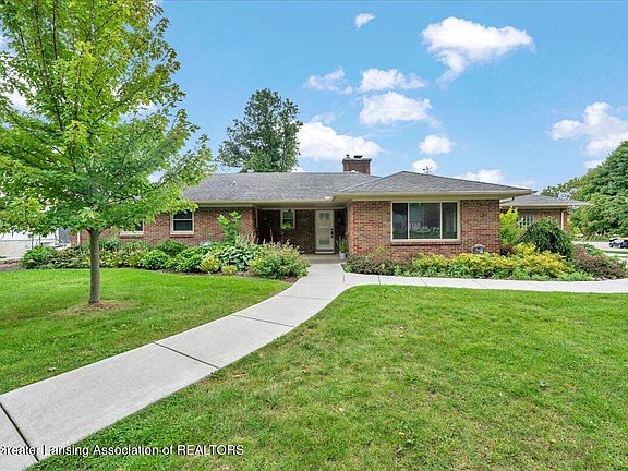 2nd image of 1533 Cambridge Rd