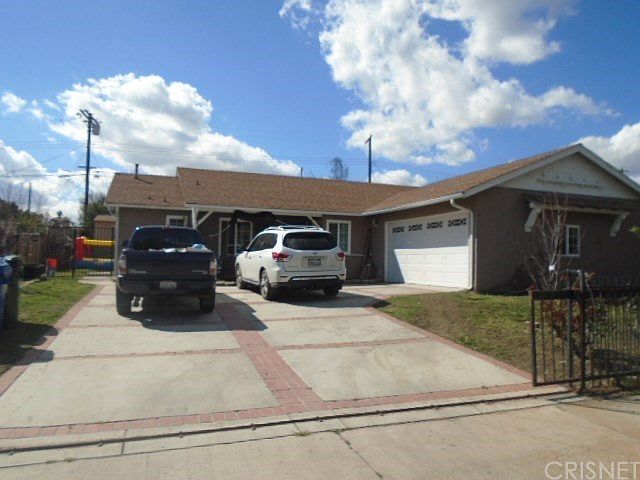 1st image of 11485 Fenton Ave