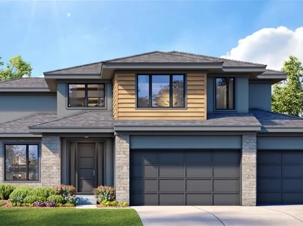 18612 Ironwood St, Overland Park, KS 66085