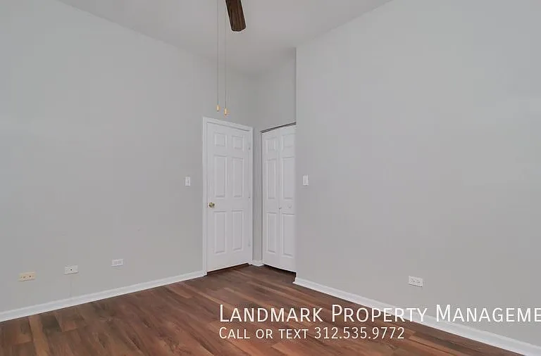 4537 S King Dr #3 — Photo 20