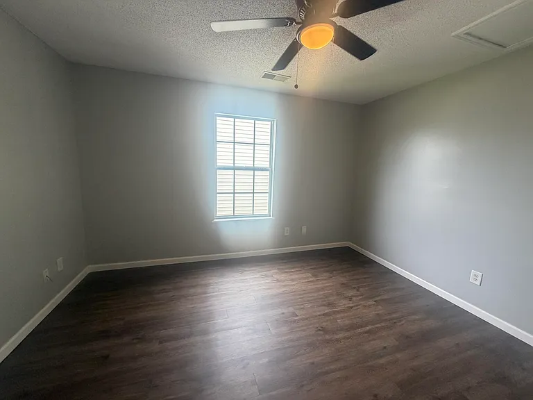 1755 Polaris Dr — Photo 66