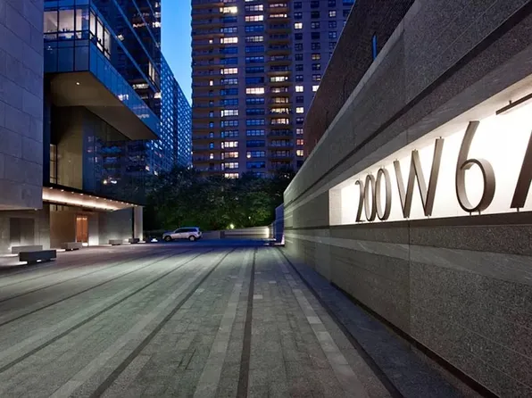 200 West 67th Street image 7 of 15