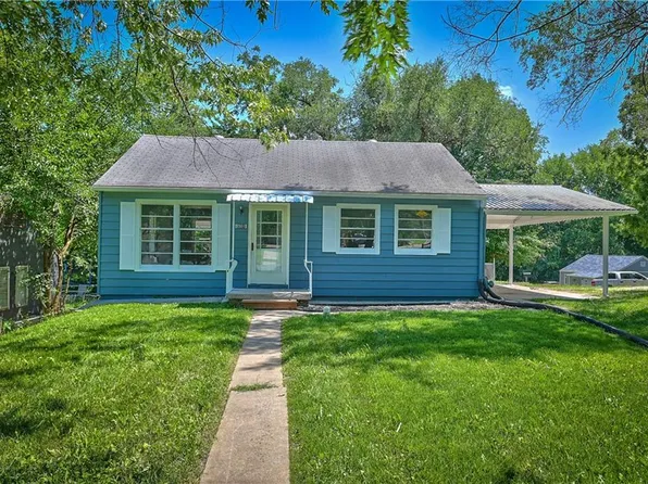 1501 N 51st St, Kansas City, KS 66102