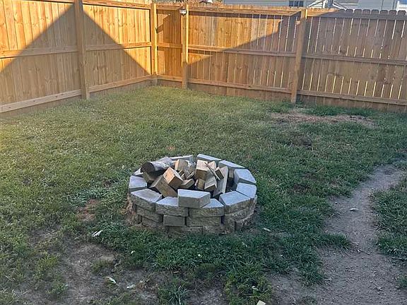 5th image of 1803 Boulevard Pl