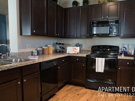 3rd image of 27 Gramercy Park Dr #4233