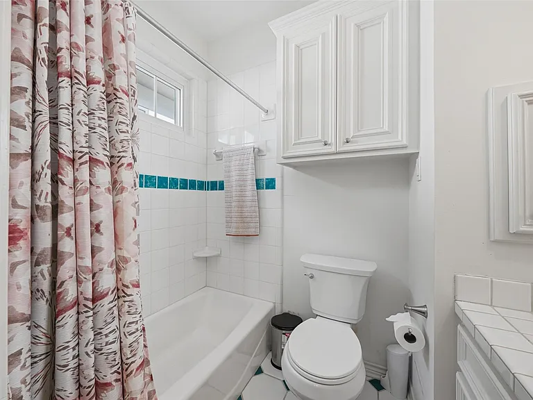 4923 Palmetto St — Photo 36