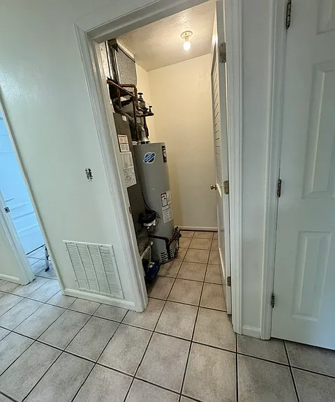403 Berryfield Ln #D — Photo 8