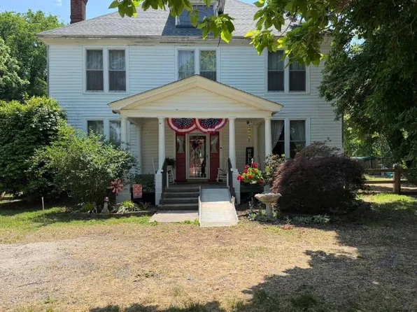 5278 Cople Hwy, Montross, VA 22520
