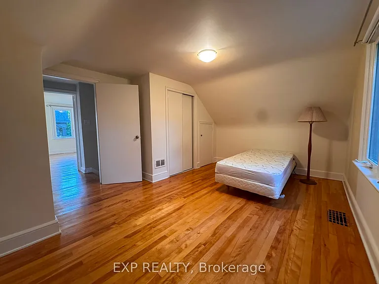 44 Clearview Ave — Photo 14