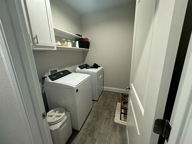 2025 Saint Andrews Way — Photo 16