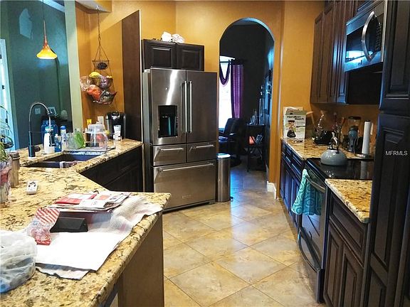 3rd image of 2374 Bennett Ln
