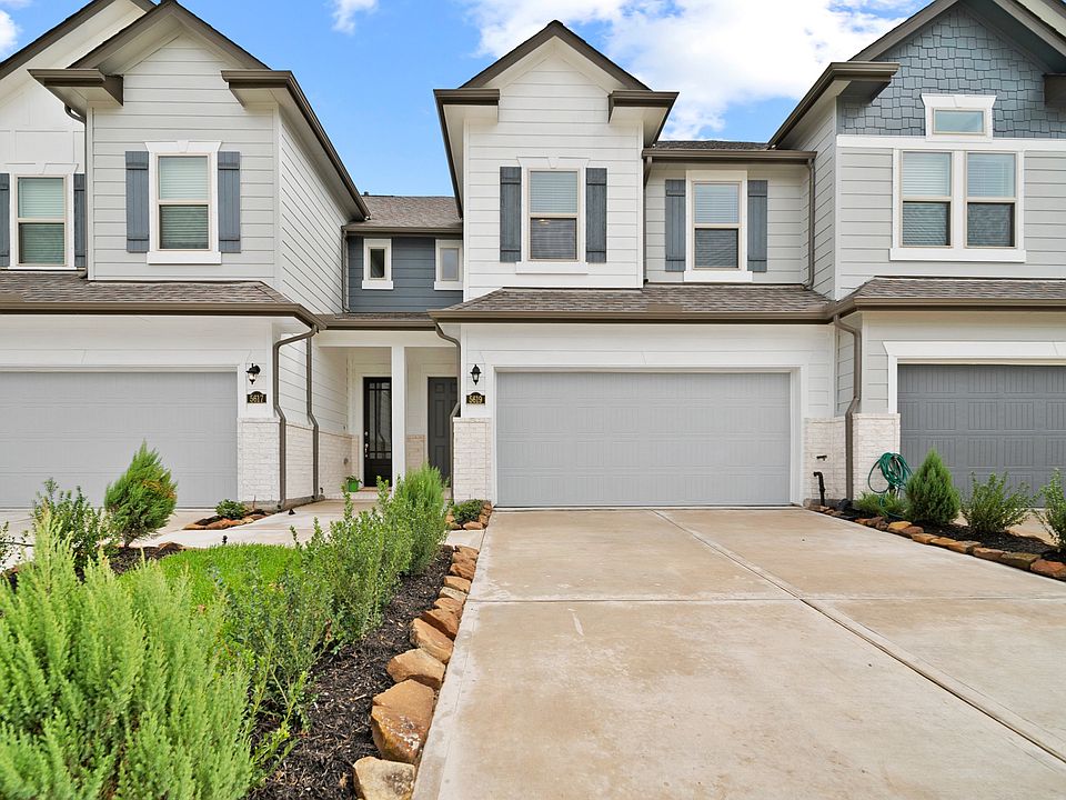 Salado II - 5619 Hyde Park Drive 7