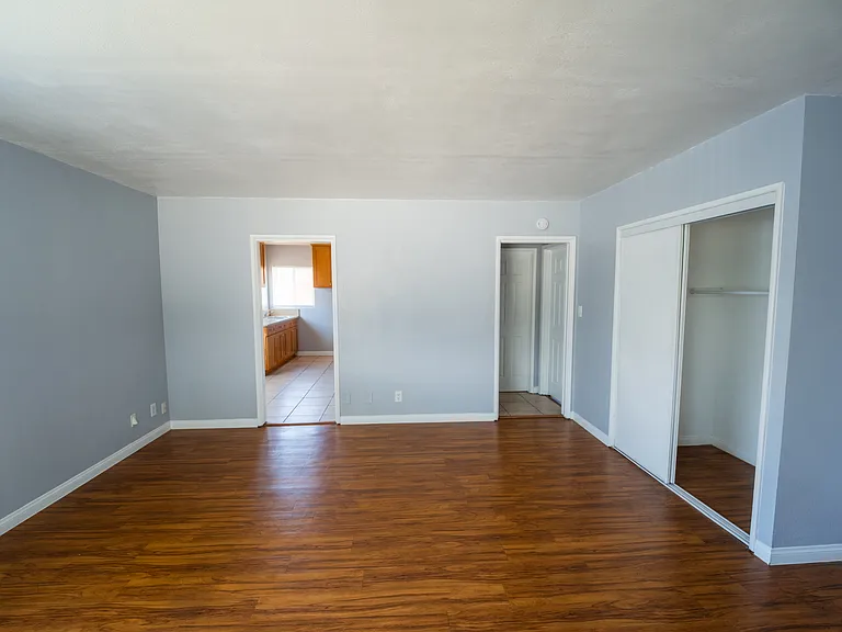 10931 California Ave #10947 — Photo 5