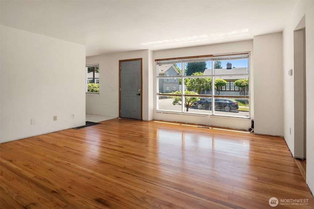 2816 NW 80th Street, Seattle, WA - View 5