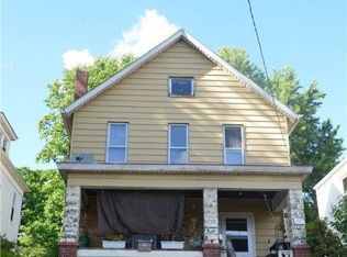 373 Grant Ave, Leechburg, PA