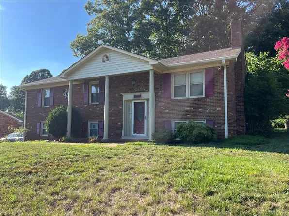 1041 Canyon Dr, Rural Hall, NC 27045