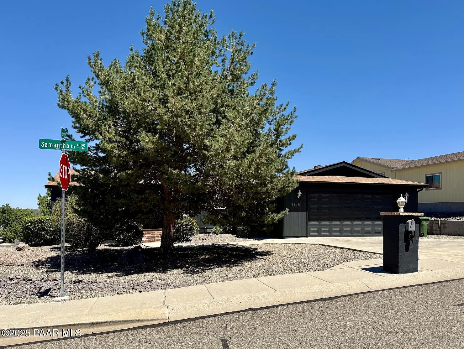 3 bed, 2.0 bath, 1639 sqft, $2,500 — Photo 1