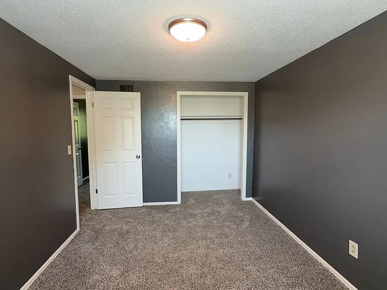 2614 Elwood Dr — Photo 26