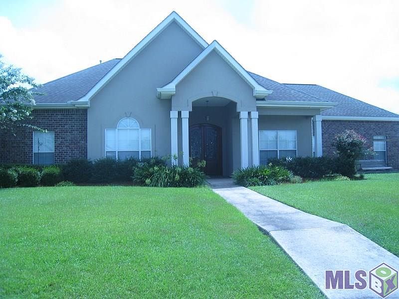 1st image of 721 N Millet Ave